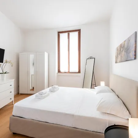 Stayeasy Fondazione Prada - Center In 15 Mins Apartment Milan